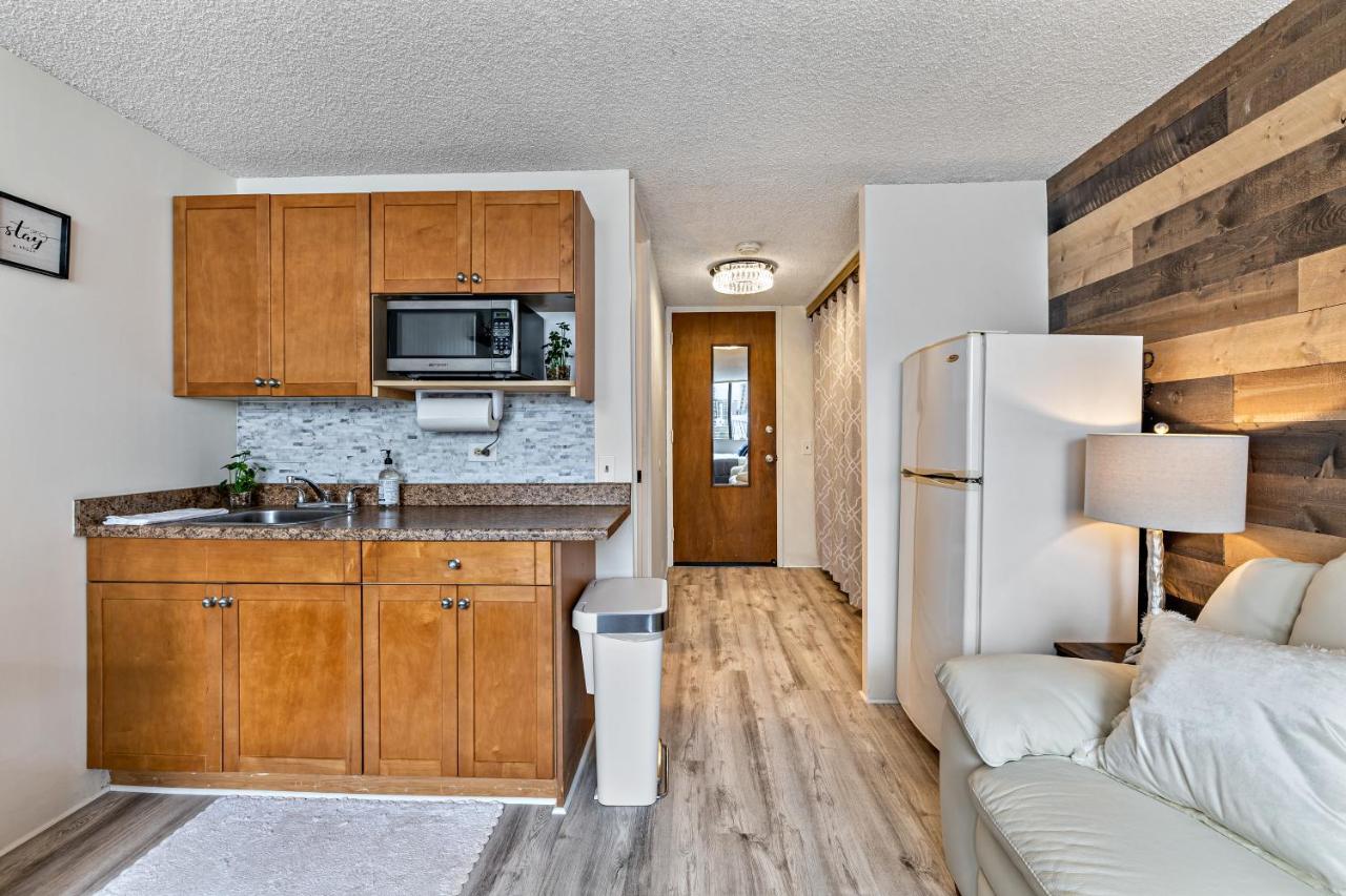 Modern Waikiki Condo Perfect For Beach Getaway! 檀香山 外观 照片
