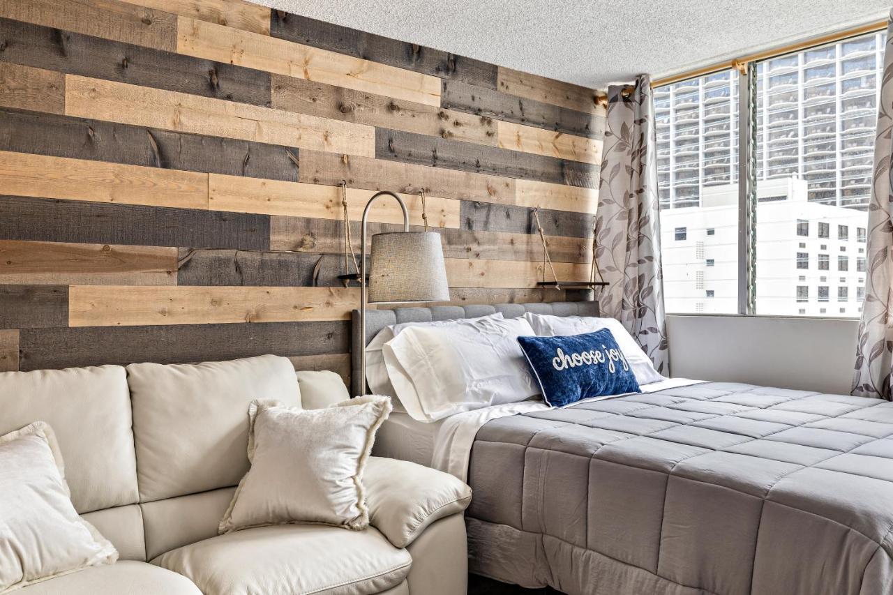 Modern Waikiki Condo Perfect For Beach Getaway! 檀香山 外观 照片